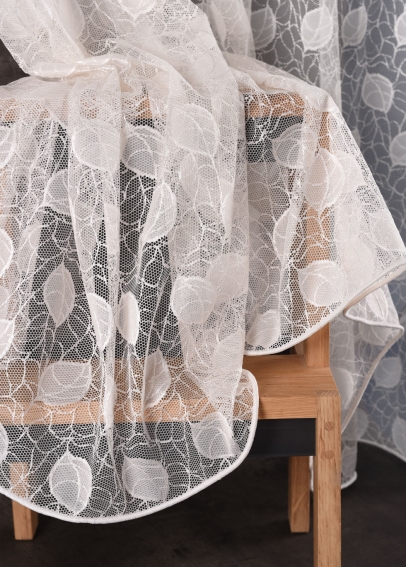 Moderná žakárová záclona (1)