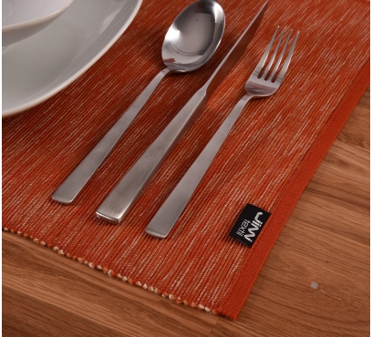 Elegantné stolové prestieranie (3)