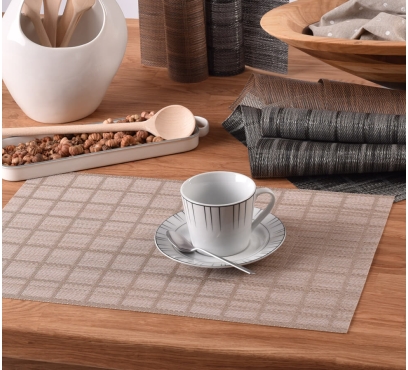 Praktické stolové prestieranie PVC (2)