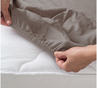 Béžovo-sivé džersejové prestieradlo s lycrou (2)