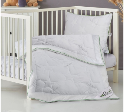 Detský prešívaný set vankúšika a perinky do postieľky