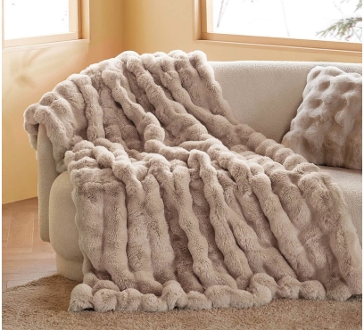 Luxusná kožušinová deka