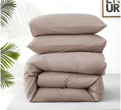 Jednofarebné posteľné súpravy zo 100% česanej bavlny (1)