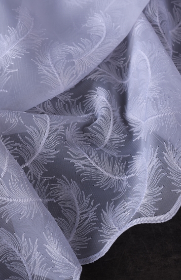 Metrážna voálová záclona (2)