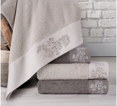 Kolekcia vyšívaných froté uterákov a osušiek (1)