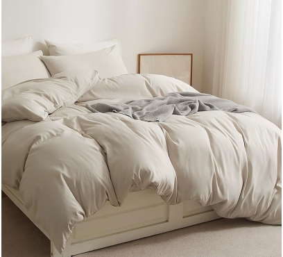 Jednofarebné posteľné súpravy zo 100% česanej bavlny