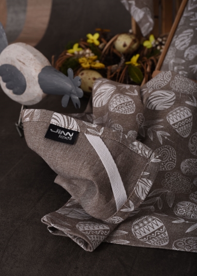 Utierky UT53 majú praktické pútko. Tmavá utierka má biely potlač vajíčok. (2)