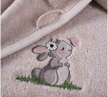 Kolekcia detských uterákov s originálnou výšivkou (1)