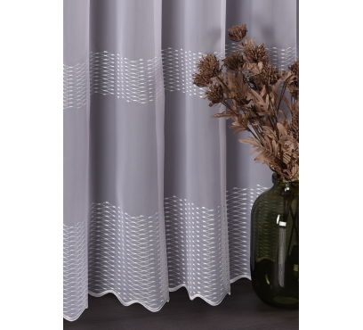 Metrážna voálová záclona