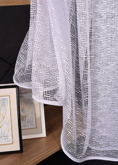 Moderná žakárová záclona (1)