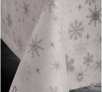 Sviatočný obrus ručnej výroby (1)