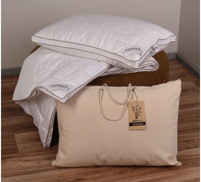 Detský prešívaný set vankúšika a perinky do postieľky (2)