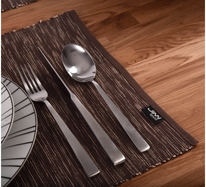 Elegantné stolové prestieranie (3)