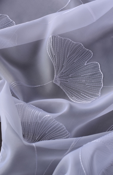 Metrážna voálová záclona (1)